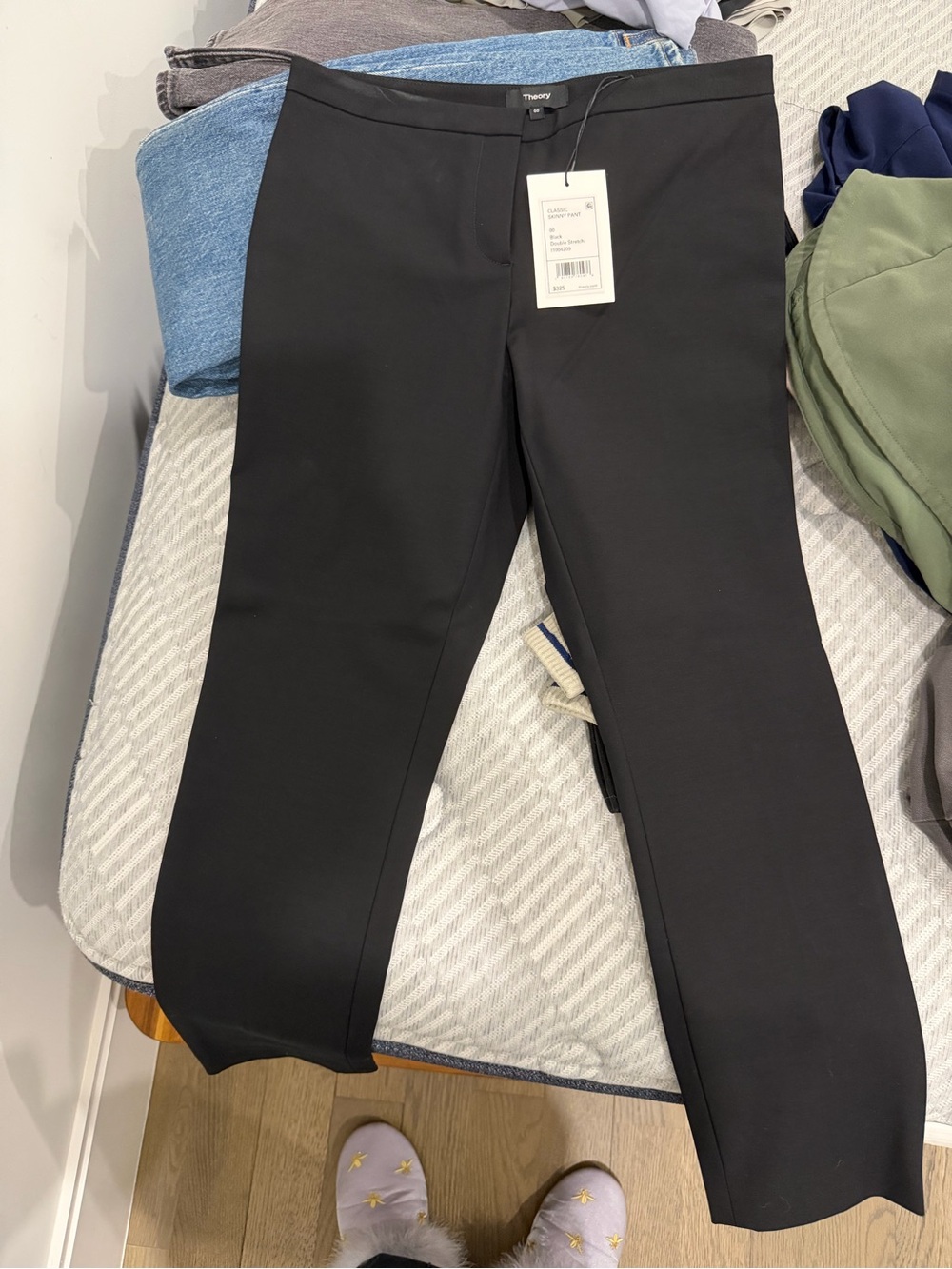 Theory Black Classic Skinny Pant